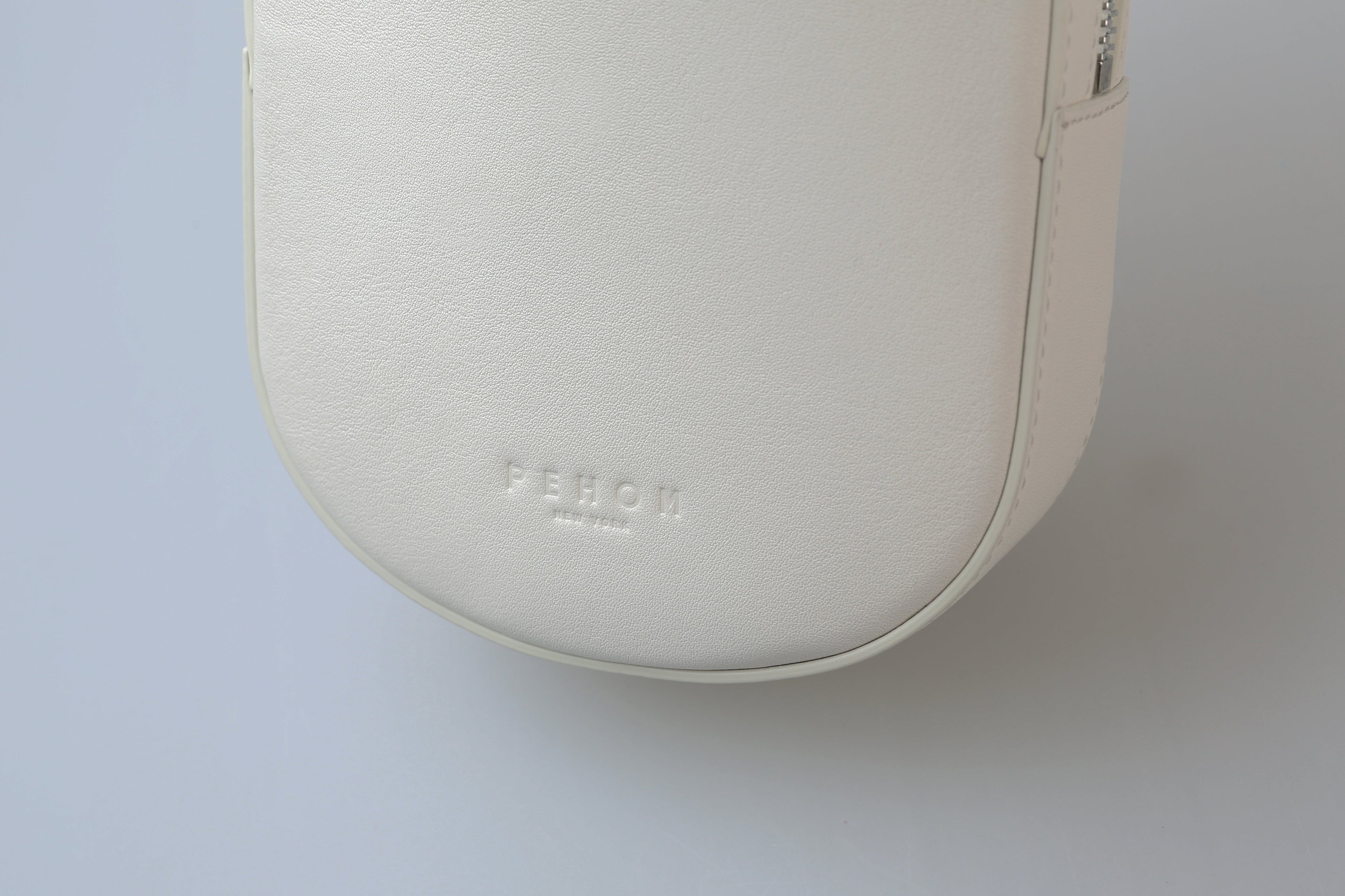 Andersen Schultertasche aus Kalbsleder